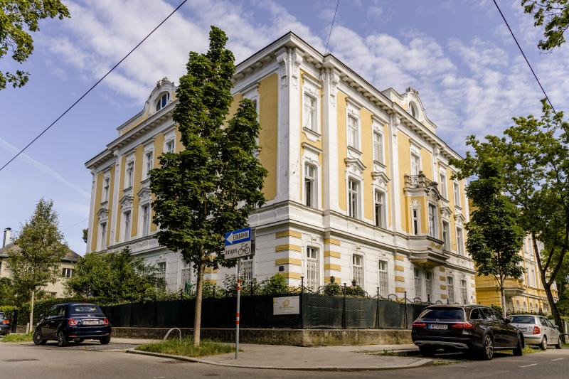 Maniküre 1130, Pediküre 1130, Massage 1130, Kosmetik 1130